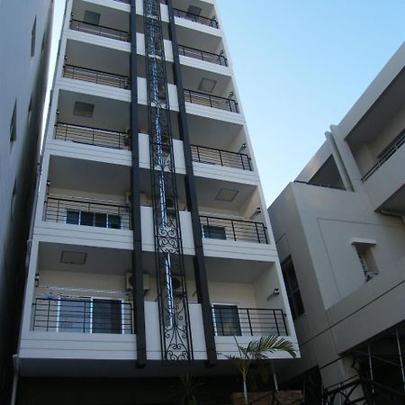 Apartmán Sumuka Asato Station C-7 Naha Exteriér fotografie